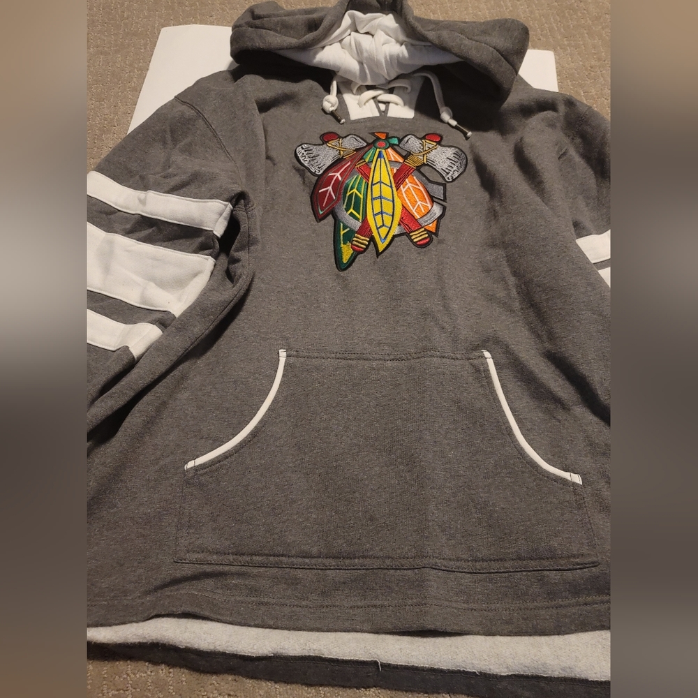XL NHL BLACKHAWKS LACER